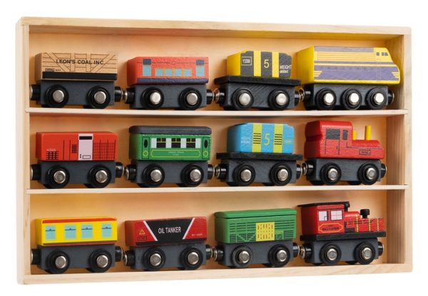 Детски дървени влакчета - комплект локомотиви и вагони