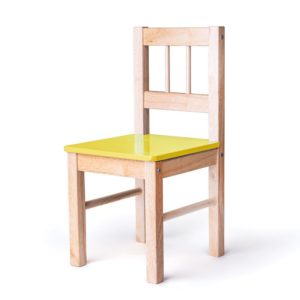 Детско дървено столче в жълт цвят Bigjigs